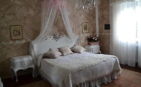 Le Bouganville Apartment