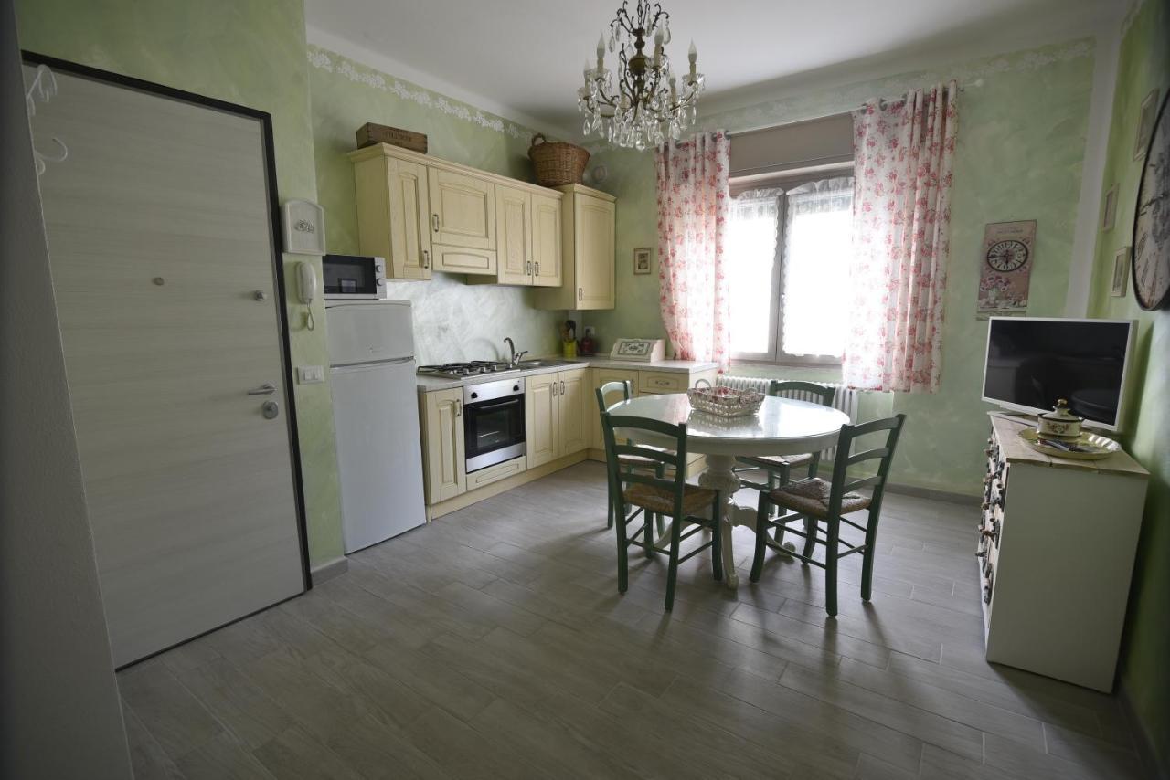 Le Bouganville Apartment Desenzano del Garda Extérieur photo