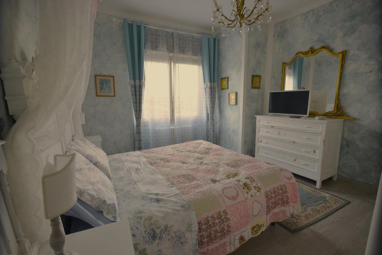 Le Bouganville Apartment Desenzano del Garda Extérieur photo