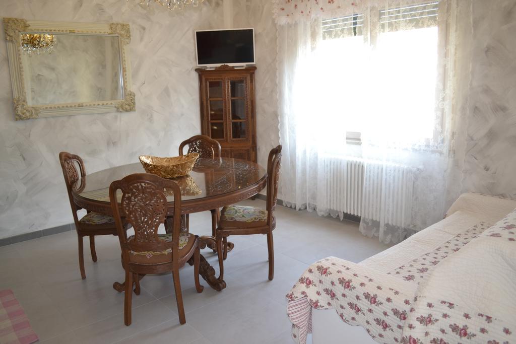 Le Bouganville Apartment Desenzano del Garda Extérieur photo