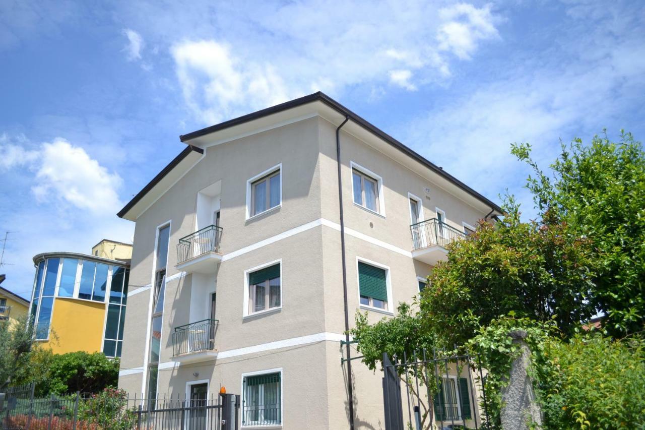 Le Bouganville Apartment Desenzano del Garda Extérieur photo